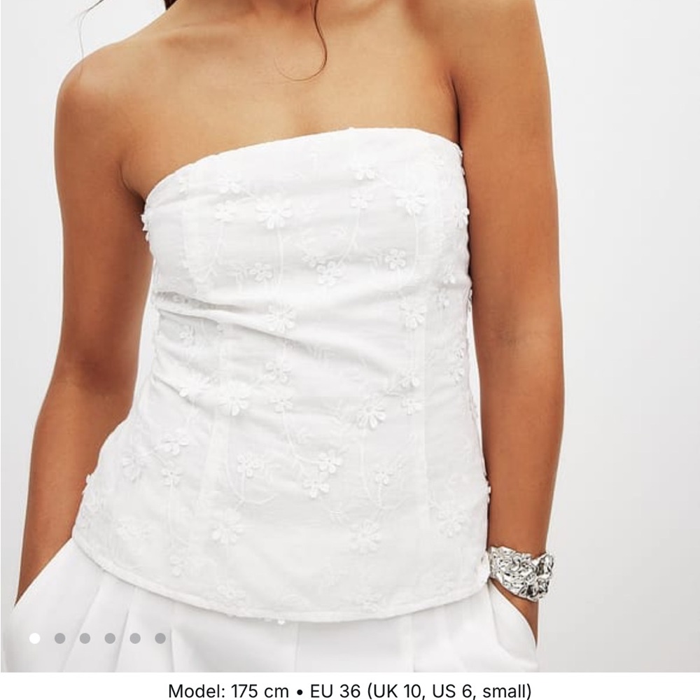 NA-KD Embroidered Bandeau Top